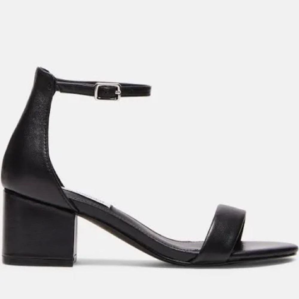 Steve Madden Black leather sandals size 10